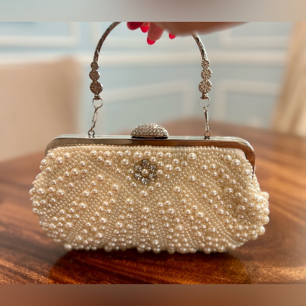 Luxury Pearl Floral Rhinestones Evening Clutch, Wedding CrossBody Bag EUC - Picture 4 of 15
